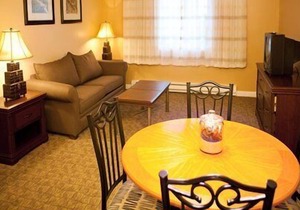 Beautiful studio unit at resort, sleeps 4