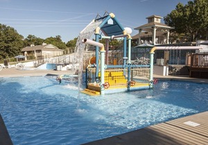 Beautiful studio unit at resort, sleeps 2
