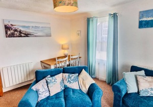 Beautiful two bedroom apartment in Mullion