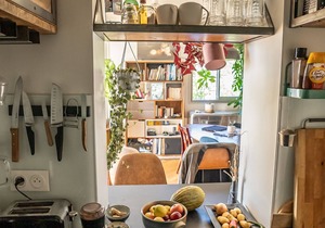 Beautiful & unique view of Paris from a big terrace, LOFT by the Buttes Chaumont