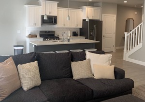 Beautiful Zion Village 3 bedroom 3 bath home - KING BEDS!