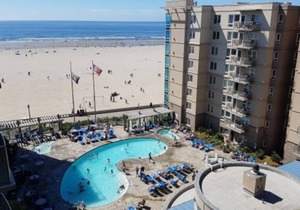 Best location in Seaside!