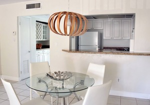 Best Place for Relaxing! Private Beach Access, Fantastic 1 Bedroom Suite, Pool