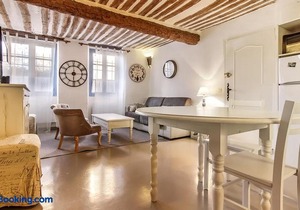 Bijou Apartment in Safranier - Old Town Antibes