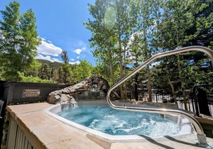 Black Bear 8053 by SummitCove Lodging