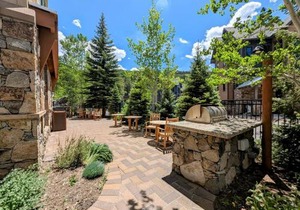 Black Bear 8053 by SummitCove Lodging