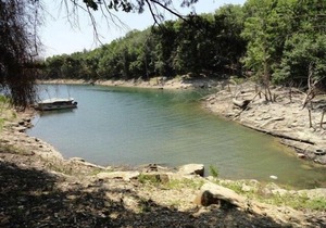 Blue Moon-Lakefront-Sleeps 25! 3 Levels, On Secluded Quiet Cove-Marina Nearby