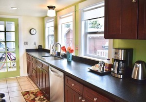 Bluebird Day - Jefferson Cottage