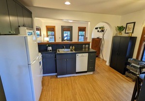 Bluebird Day - River Otter, Charming 1BR duplex in Old Downtown Bend