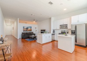 BrandNewCorporate 1Br WestVillage Uptown/Parking