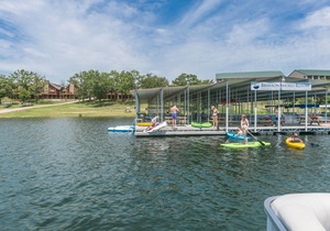 BRANSON SHORES RESORT - Beautiful 3 Bedroom Lakefront Condo! Two Swimming Pools