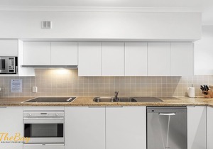 Breakwater Apartment 105