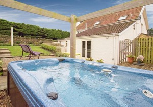 Bridge Cottage Croyde 3/4 Bed Sleeps 8 Hot Tub