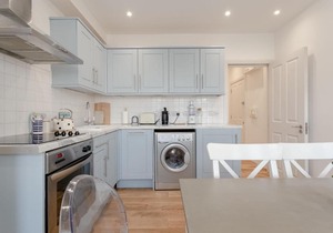 Bright 1 Bedroom Apartment in Wimbledon Park