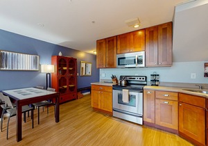 Bright Belltown condo with pool, rooftop deck, & balcony - walkable local
