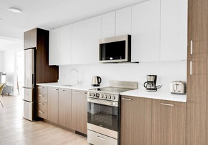 Bright Central Square 1BR w/Gym, W/D & Roof, near T, by Blueground