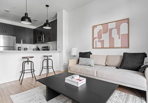 Bright East Austin 1BR w/Gym, Pool & W/D, nr shops, by Blueground