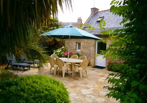 Bright house in typically Breton seaside village