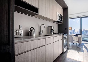 Bright South Loop Studio w/Pool, Gym, walk to Grant Park, by Blueground (ID #CHI347)