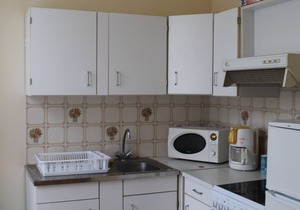 Bright T2 Apartment in La Roche-Posay Center with Wi-Fi and Washer