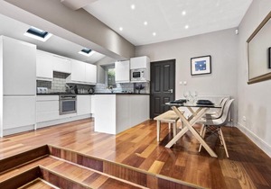 Bright West Hampstead Apartment