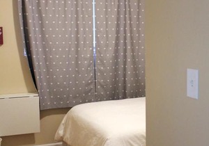 Brighton Guesthouse (Walk to Metro)