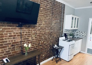 Brooklyn Heights Private Studio