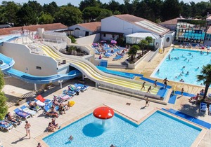 Bungalow de 2 chambres avec piscine partagee sauna et wifi a Saint Jean de Monts a 2 km de la plage