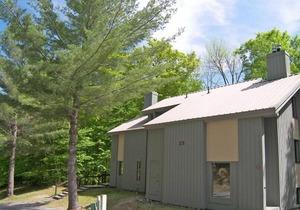 C03WU- Managed by Loon Reservation Service - NH Meals & Rooms Lic# 056365