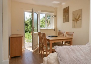 Cabin ∙ 2 bedrooms ∙ 4 guests