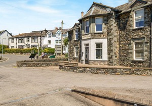 Cabin ∙ 2 bedrooms ∙ 4 guests