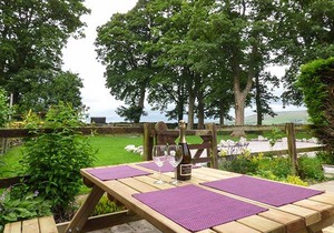 Cabin ∙ 2 bedrooms ∙ 4 guests