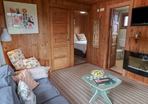 Cabin ∙ 2 bedrooms ∙ 4 guests