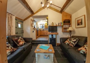 Cabin ∙ 2 bedrooms ∙ 4 guests