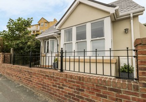 Cabin ∙ 2 bedrooms ∙ 4 guests