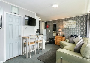 Cabin ∙ 2 bedrooms ∙ 4 guests