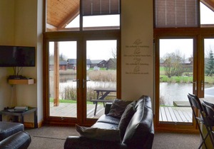 Cabin ∙ 2 bedrooms ∙ 4 guests