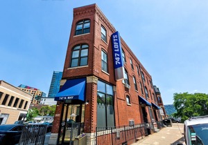 Cabin 202 by 747 Lofts