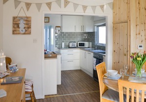 Cabin ∙ 3 bedrooms ∙ 5 guests