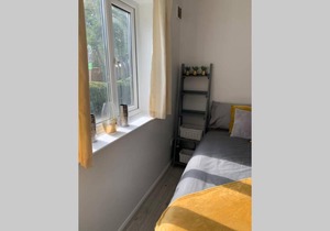 Cambridge Flat-parking space - Free WiFi - Full kitchen