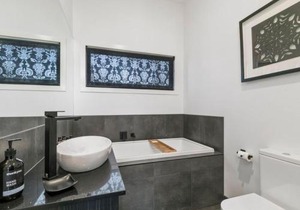 Campania Spa Suite 1