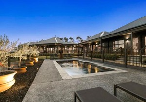 Campania Spa Suite 3