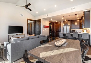 Canyons Village, Chef