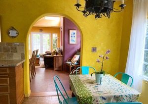 Casa La Sirena, Charming Mexican Style Beach Cottage on Opal Cliff