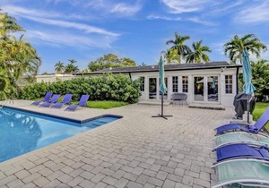 Casa Ria Luxury House & Private Pool Near Aventura Mall