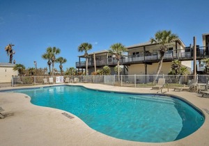 Cast-A-Waves NEW in Port A. Walk to Everything, Shared Pool, Game Room!