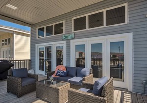 Cast-A-Waves NEW in Port A. Walk to Everything, Shared Pool, Game Room!