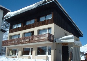 Central apartment, near slopes, 10 pers, WiFi
