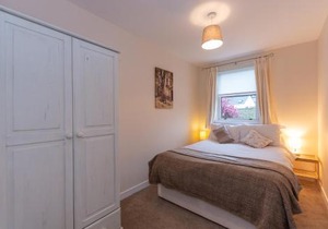 Central St Andrews 2 Bed Apartment - Free Parking