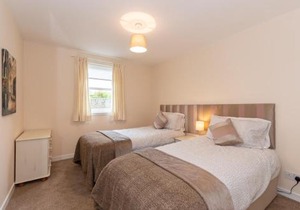 Central St Andrews 2 Bed Apartment - Free Parking